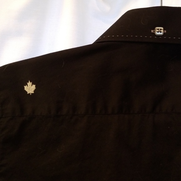 Jared lang button down blouse. Size 3 (Med) - Picture 6 of 8